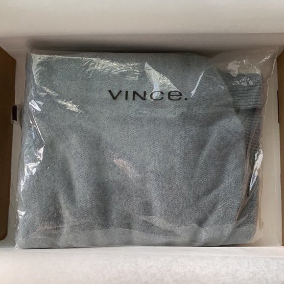 Vince Plush Boiled Cashmere Funnelneck sweater in Heather Patina NWT - Picture 4 of 7